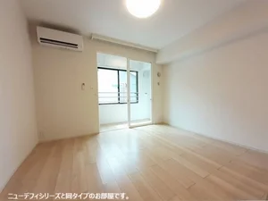 愛媛県のマンスリーマンション・ウィークリーマンション「ガーデン南斎院 203・洋室(No.1236974)」メイン画像