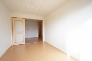 福岡県のマンスリーマンション・ウィークリーマンション「アバンツァ－トＭ　Ⅱ 102・洋室(No.1237029)」メイン画像