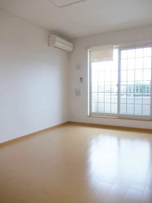 安八郡輪之内町のマンスリーマンション・ウィークリーマンション「オアシスエイトⅡ 201・洋室(No.1237331)」メイン画像