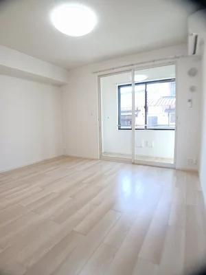 のマンスリーマンション・ウィークリーマンション「クルール今津Ｂ 104・洋室(No.1237354)」メイン画像