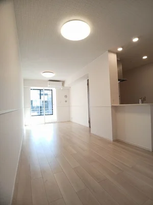 岩出市のマンスリーマンション・ウィークリーマンション「ソレアード・ポールⅠ 102・洋室(No.1237359)」メイン画像