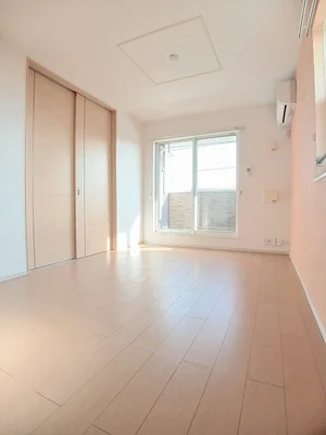 のマンスリーマンション・ウィークリーマンション「ラ・フォート・タケＡ 201・洋室(No.1237383)」メイン画像