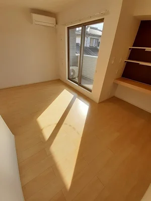 のマンスリーマンション・ウィークリーマンション「ヴィラ　フォレスト・ベリーⅢ 202・洋室(No.1237393)」メイン画像