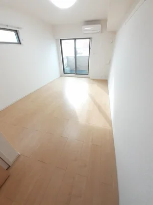 のマンスリーマンション・ウィークリーマンション「ル・ボヌール新居浜 301・洋室(No.1237395)」メイン画像