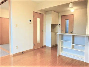 のマンスリーマンション・ウィークリーマンション「レオパレスＳＥＩＺＡＮＳＯＵ 108(No.1237578)」メイン画像