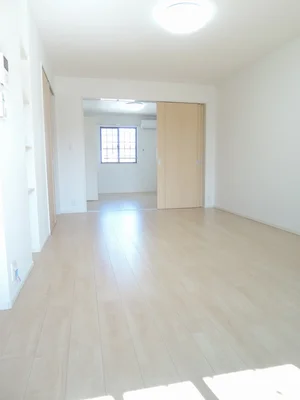 のマンスリーマンション・ウィークリーマンション「バーミィ　ヒルサイド 203・洋室(No.1237690)」メイン画像