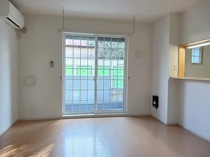 のマンスリーマンション・ウィークリーマンション「フォレスト・メディオ 102・洋室(No.1237767)」メイン画像