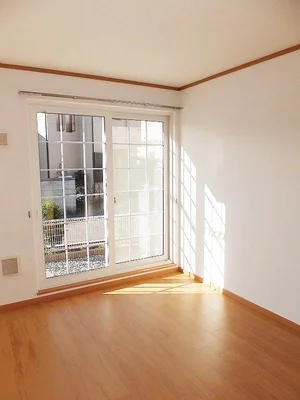 のマンスリーマンション・ウィークリーマンション「スプリング　ワットＢ棟 102・洋室(No.1237799)」メイン画像