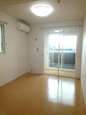 のマンスリーマンション・ウィークリーマンション「プラシ－ド　Ⅱ 105・洋室(No.1237950)」メイン画像