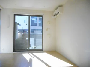 のマンスリーマンション・ウィークリーマンション「グラン　ソレイユ　Ⅰ 102・洋室(No.1237998)」メイン画像