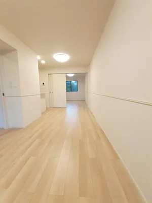 のマンスリーマンション・ウィークリーマンション「青山ヒルズⅠ 102・洋室(No.1238161)」メイン画像