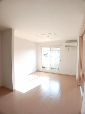 山口市のマンスリーマンション・ウィークリーマンション「ソレイユ　レヴァーＢ 202・洋室(No.1238184)」メイン画像