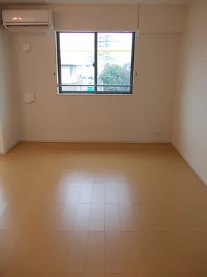 のマンスリーマンション・ウィークリーマンション「ベルリュミエールⅢ 203・洋室(No.1238318)」メイン画像