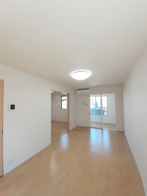 のマンスリーマンション・ウィークリーマンション「アンベリール　Ⅴ 201・洋室(No.1238379)」メイン画像