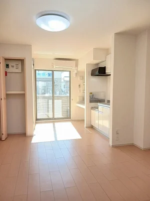 のマンスリーマンション・ウィークリーマンション「ラ・トゥール　Ⅱ 102・洋室(No.1238453)」メイン画像