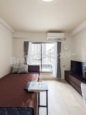 神奈川県のマンスリーマンション・ウィークリーマンション「【東京・神奈川へ良アクセス】駅近×静音｜家具家電一式｜禁煙｜コスト抑えめ/BraTTo武蔵小杉駅前 903(No.1238702)」メイン画像