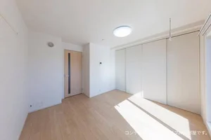 のマンスリーマンション・ウィークリーマンション「ヒカルサ熊谷曙町 204・洋室(No.1238965)」メイン画像