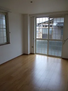 のマンスリーマンション・ウィークリーマンション「モクレレ 104・洋室(No.1239178)」メイン画像