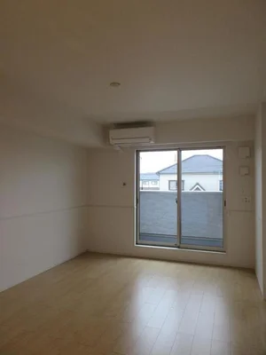 のマンスリーマンション・ウィークリーマンション「ライズコート枝松 203・洋室(No.1239226)」メイン画像