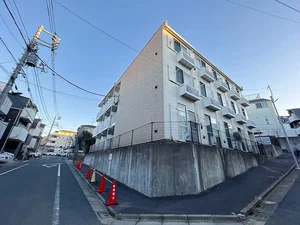 東京都のマンスリーマンション・ウィークリーマンション「レオパレスアイリス 302(No.1240046)」メイン画像