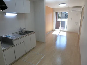 のマンスリーマンション・ウィークリーマンション「フェスコモ 102・LDK(No.1240610)」メイン画像