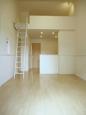 のマンスリーマンション・ウィークリーマンション「グランディアス．Ⅲ 202・洋室(No.1240785)」メイン画像