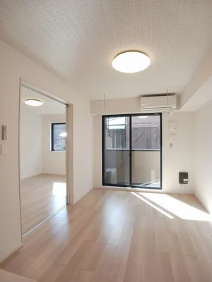 静岡県のマンスリーマンション・ウィークリーマンション「Ｔ－ＴＡＳＨＩＲＯ　Ⅰ 105・洋室(No.1240794)」メイン画像