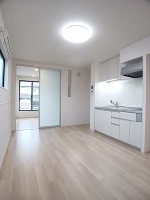 藤枝市のマンスリーマンション・ウィークリーマンション「ヒカルサ藤枝茶町Ⅱ 103・洋室(No.1240826)」メイン画像