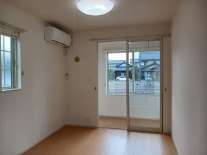 のマンスリーマンション・ウィークリーマンション「ジェルメ・ロ－ズⅡ 105・洋室(No.1240859)」メイン画像