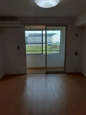 のマンスリーマンション・ウィークリーマンション「ビレッジ　ハイマウンテン　Ｅ 102・洋室(No.1240873)」メイン画像