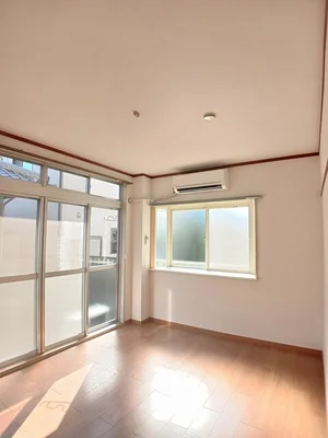 のマンスリーマンション・ウィークリーマンション「エルディム大谷 102・洋室(No.1241003)」メイン画像