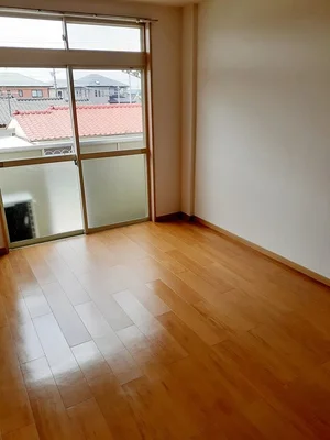 のマンスリーマンション・ウィークリーマンション「ブルースカイ鶴久 202・洋室(No.1241071)」メイン画像