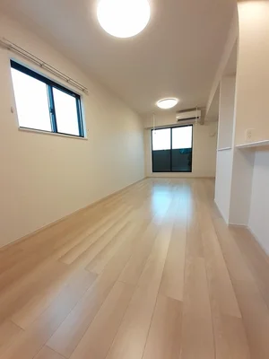 のマンスリーマンション・ウィークリーマンション「ヴィラフィオーレ　ＵＳＡ　Ⅱ 204・洋室(No.1241146)」メイン画像