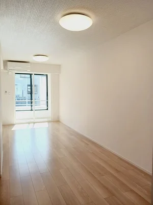 のマンスリーマンション・ウィークリーマンション「アクア　Ｂ 102・洋室(No.1241302)」メイン画像