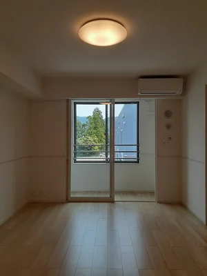 のマンスリーマンション・ウィークリーマンション「プロムナード　公文名Ｂ 202・洋室(No.1241318)」メイン画像