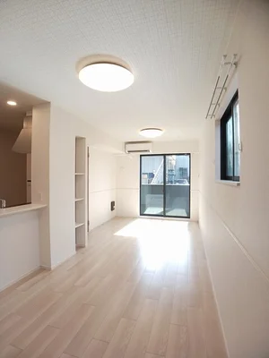 広島県のマンスリーマンション・ウィークリーマンション「セレノ　マーレⅠ 101・洋室(No.1241377)」メイン画像