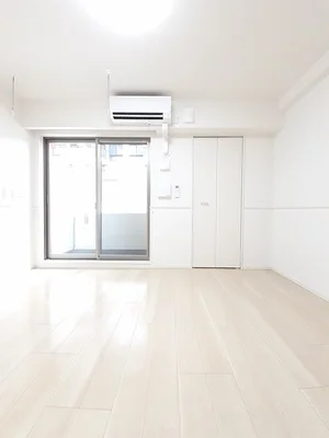 のマンスリーマンション・ウィークリーマンション「シュトラーレ　八日町 306・洋室(No.1241621)」メイン画像