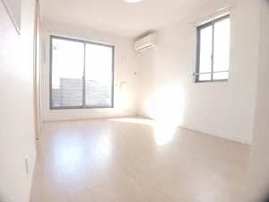 のマンスリーマンション・ウィークリーマンション「プルミエール毛賀知Ｂ 206・洋室(No.1241677)」メイン画像