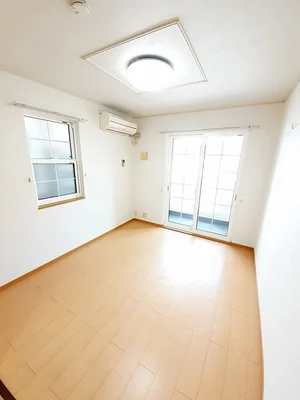 高知県のマンスリーマンション・ウィークリーマンション「ゴールデン・リリィＣ 102・洋室(No.1241891)」メイン画像