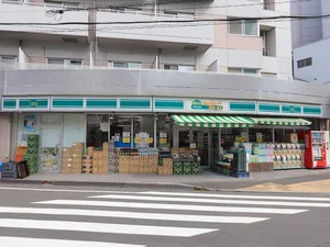 モラドール じぞう通り店まで徒歩１２分