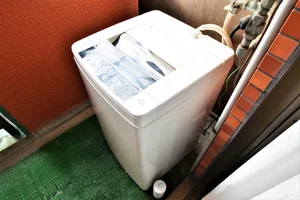 洗濯機置き場　コインランドリーに行かなくてもいいので毎日清潔に衣類を保っていただけます