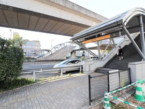 西原駅まで徒歩１１分