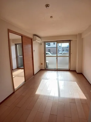 のマンスリーマンション・ウィークリーマンション「サントピア 101・洋室(No.1242173)」メイン画像