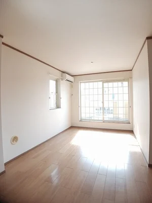 のマンスリーマンション・ウィークリーマンション「メゾンリーブルＢ 201・洋室(No.1242186)」メイン画像