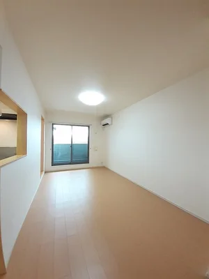 のマンスリーマンション・ウィークリーマンション「フィオーレＮＳ　Ⅳ－Ａ 302・洋室(No.1242267)」メイン画像