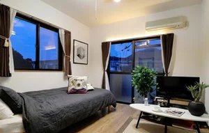 広島文化学園短期大学周辺のマンスリーマンション・ウィークリーマンション「Kマンスリー長楽寺駅（広島交通科学館前） 1K-【角部屋】(No.124229)」メイン画像