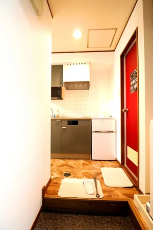 室内洗濯機がございますので、雨の日など関係なく洗濯できます(^^♪洗剤もご用意しておりますので入居されてすぐに洗濯可能！！