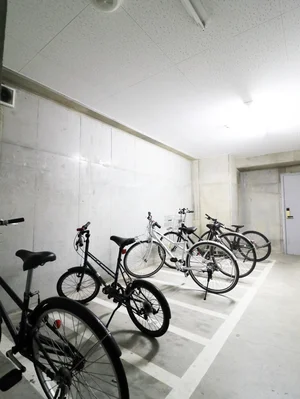 敷地内駐輪場 近場へのお出かけにも便利です。