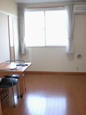 東京学芸大学周辺のマンスリーマンション・ウィークリーマンション「レオパレス榊 201(No.1242386)」メイン画像