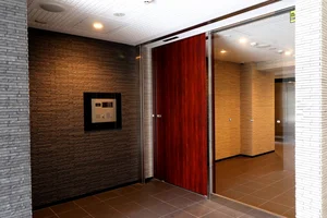 オートロック・防犯カメラがございますのでセキュリティ面もばっちり！安心してお過ごしいただくことができます(^^♪